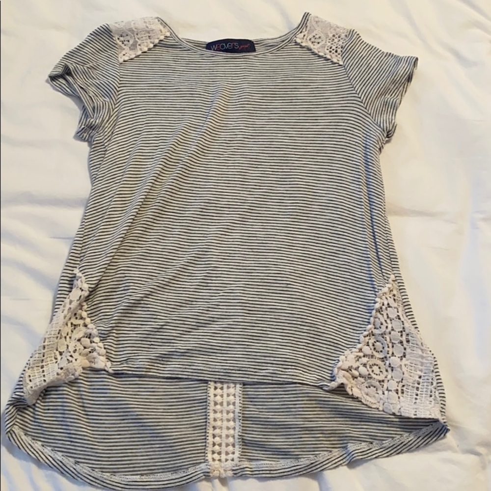 Weavers girl super cute t shirt